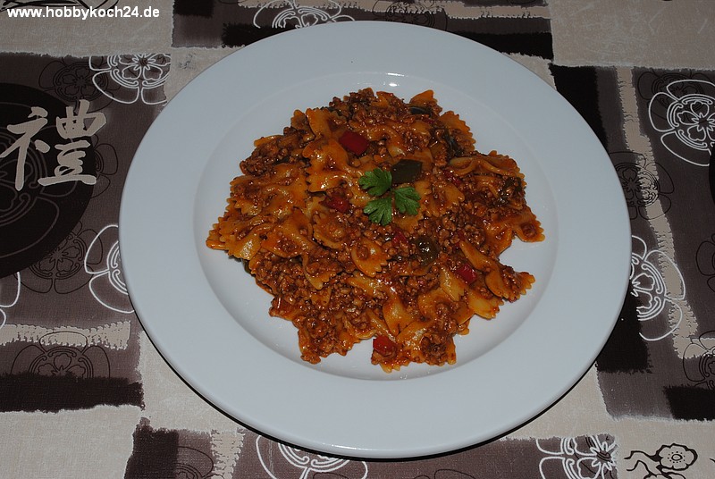 Bunter Feuertopf mit Pasta - hobbykoch24.de