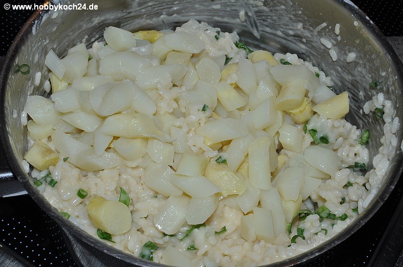 Spargel-Risotto mit Bärlauch und Hugo - hobbykoch24.de