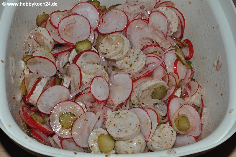 Weißwurst-Radieschen-Salat - hobbykoch24.de